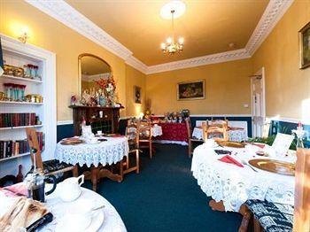Couette-café Ardleigh House 3*